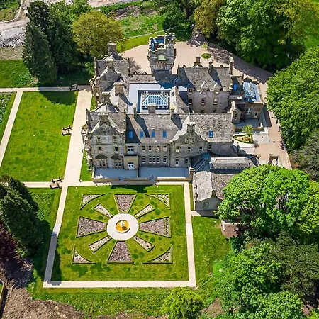 Rowley House At Stone Cross Mansion