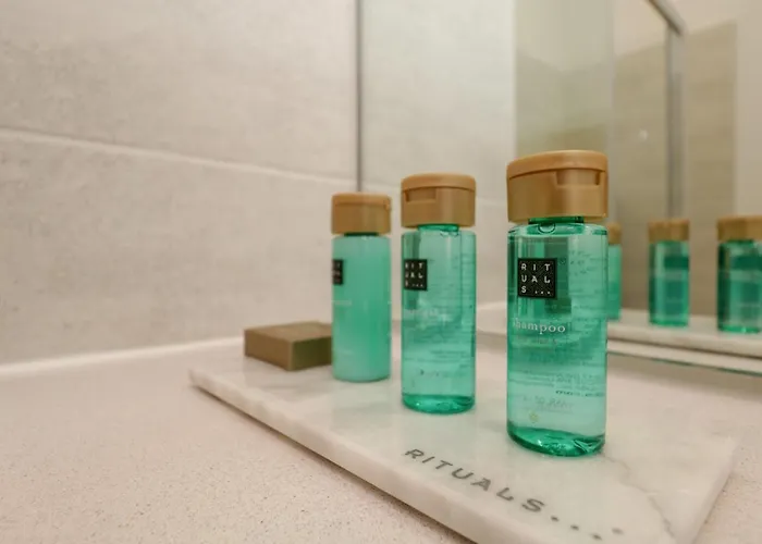 Holiday home Rowley House At Stone Cross Mansion